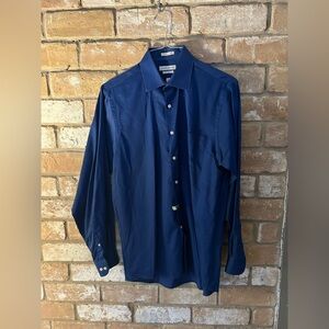 Van Heusen Men's Navy Button Down Shirt
